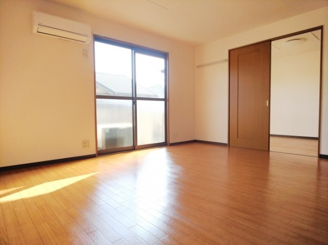 居室・リビング　※別部屋の参考写真の為、原状優先です。