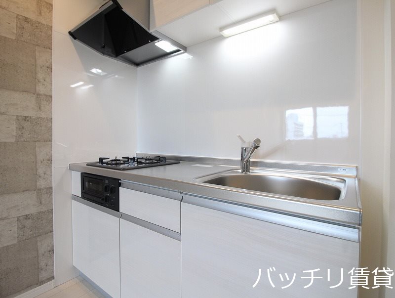 キッチン　同型イメージの為、現状を優先致します。