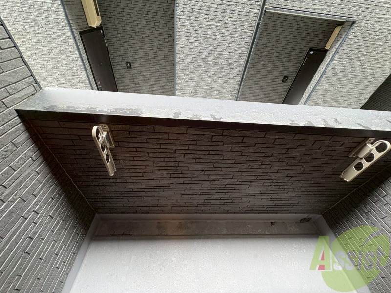 バルコニー　バルコニーがあり、物干しがあるので洗濯物が干せます。