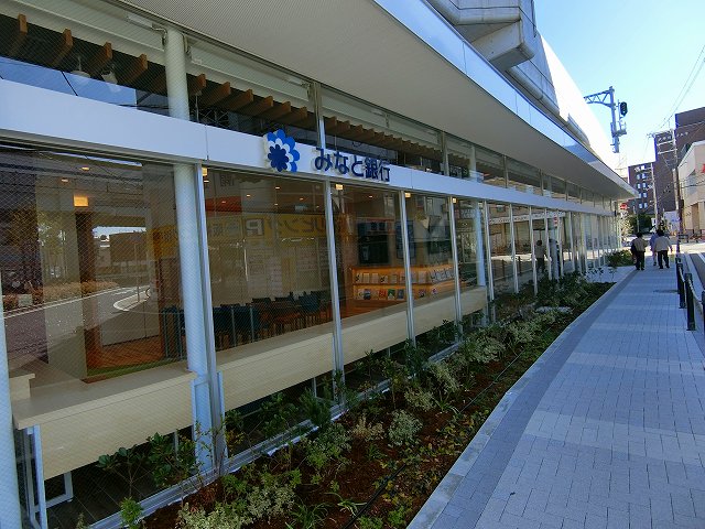 銀行　みなと銀行鳴尾支店（銀行）まで288m