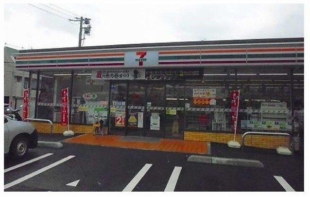 コンビニ　セブンイレブン広島高須２丁目店（コンビニ）まで300m