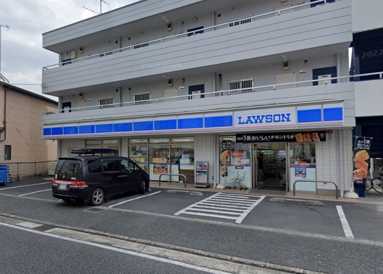 コンビニ　ローソン（コンビニ）まで881m