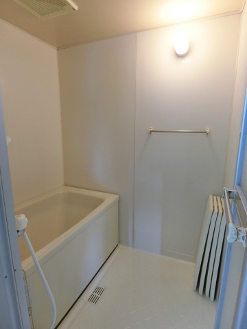 バス・シャワールーム　追炊き機能付き