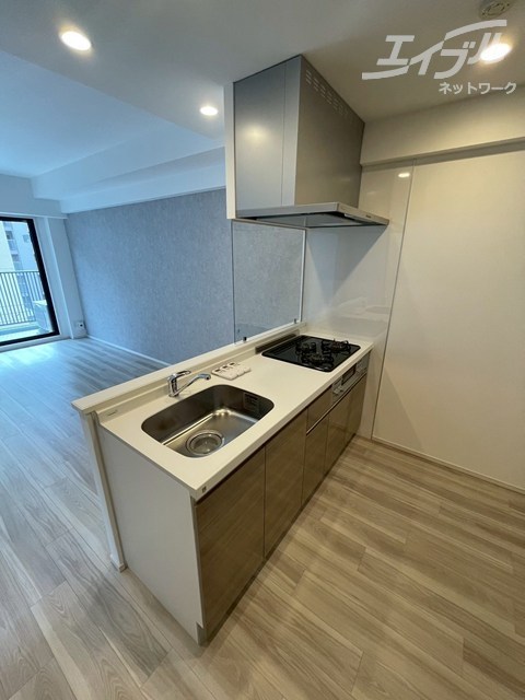 キッチン　大きなキッチンです。