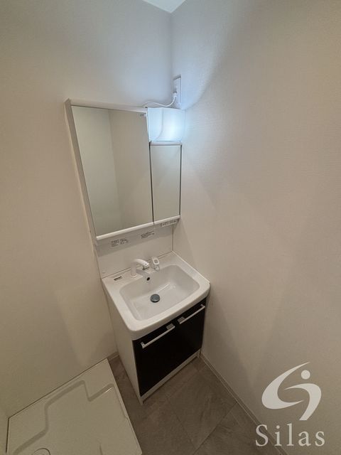 洗面設備　同仕様