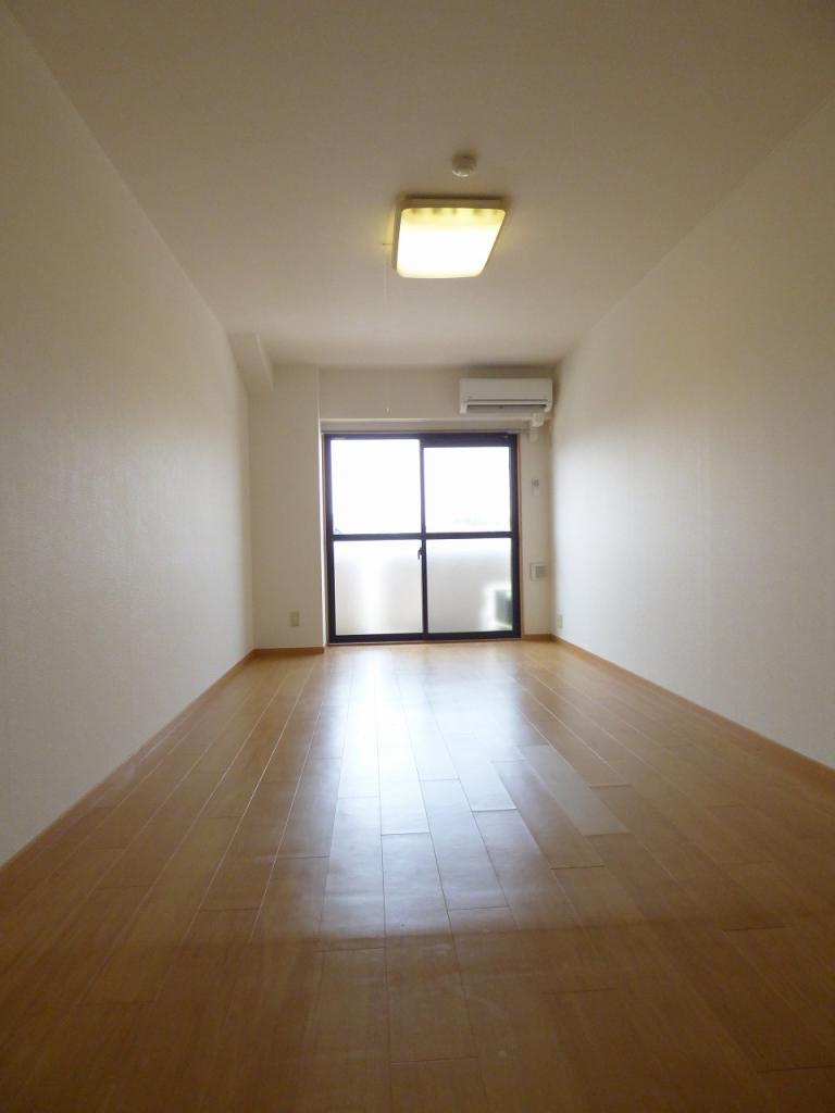 居室・リビング　広くて使いやすいお部屋です