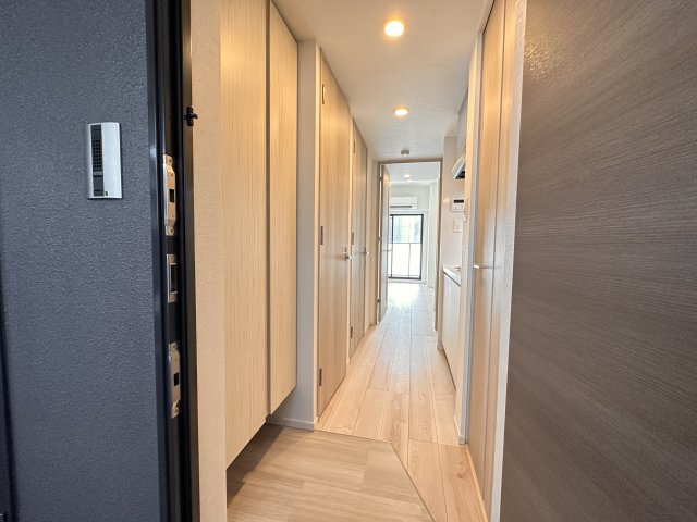 玄関　同一タイプです。