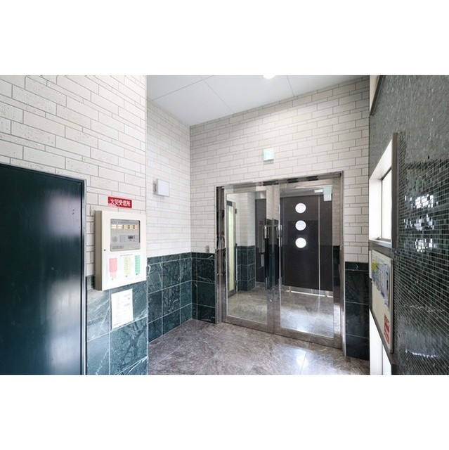 居室・リビング　ゆったりとした居間です