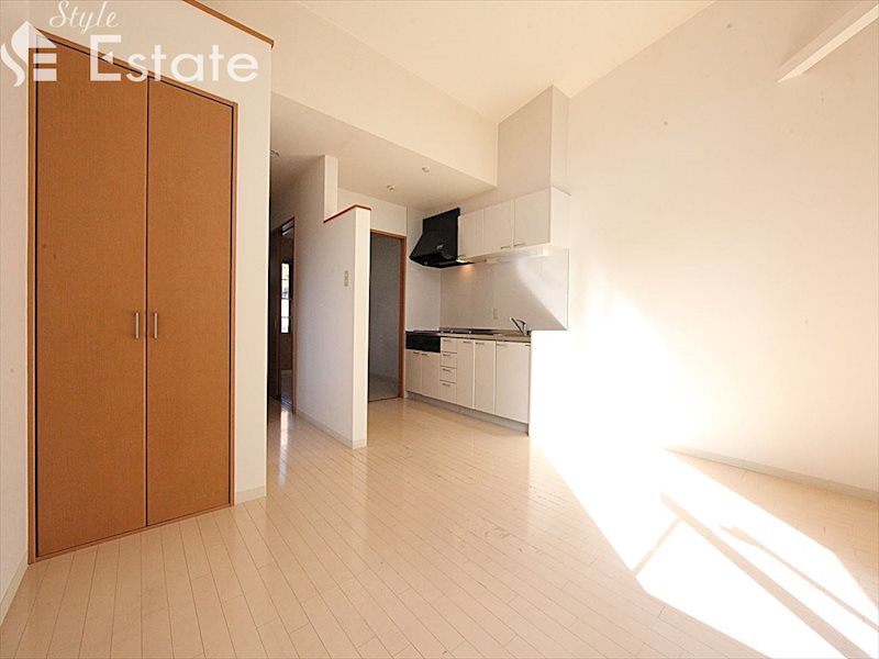 居室・リビング　内装