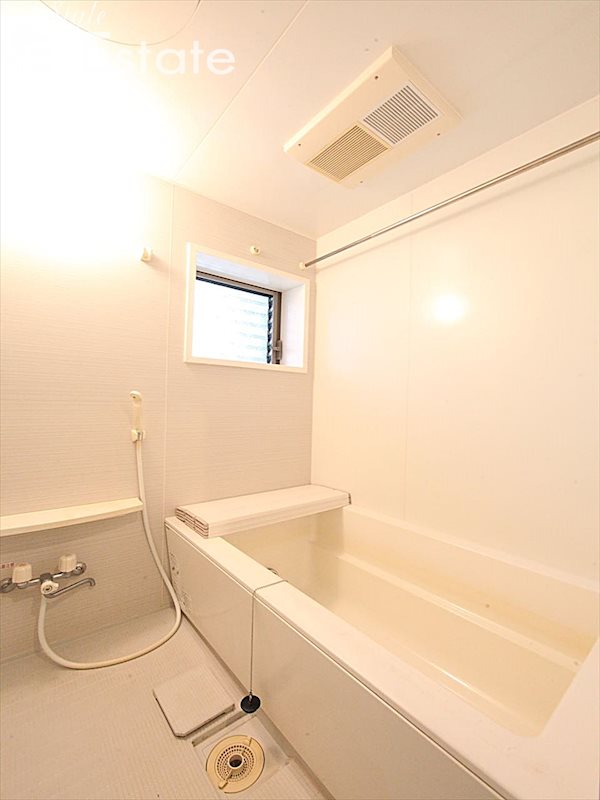 バス・シャワールーム　バスルーム