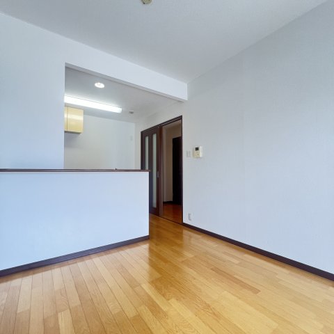 居室・リビング　同仕様タイプです