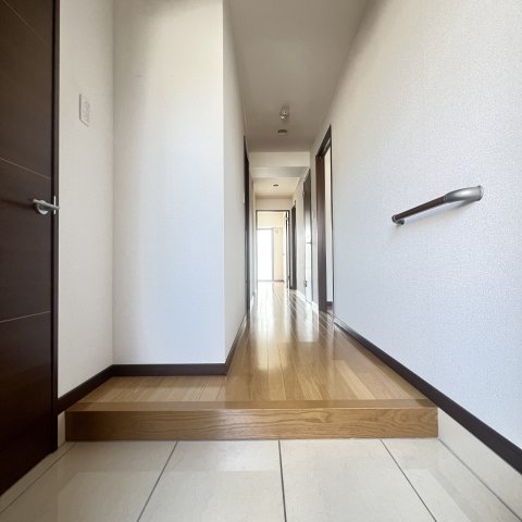 玄関　同仕様タイプです