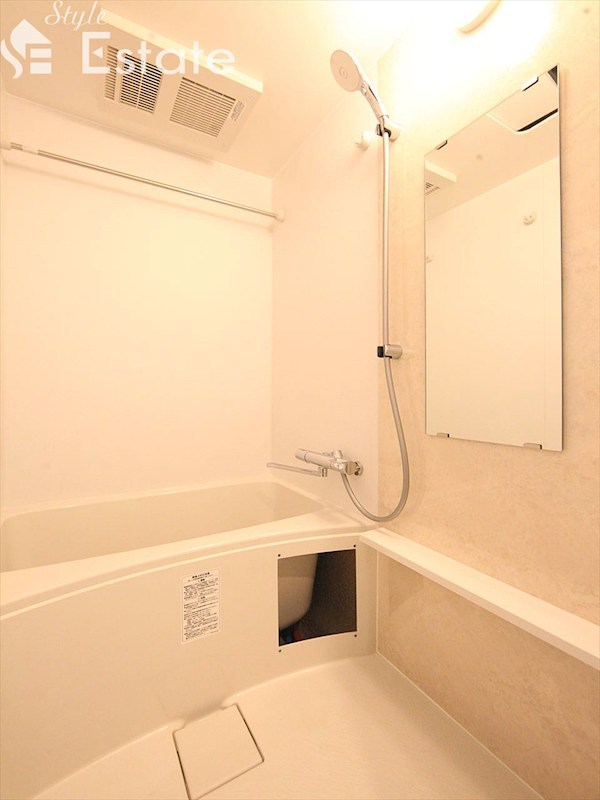 バス・シャワールーム　バスルーム