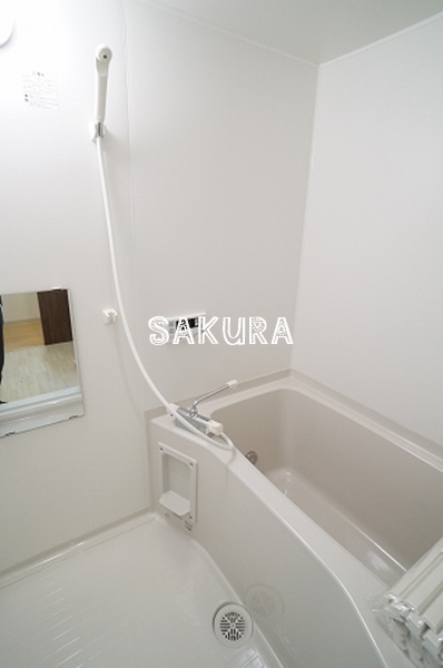 バス・シャワールーム　日々の疲れを癒すお風呂です♪