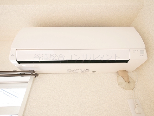 その他設備　エアコン付（１台）