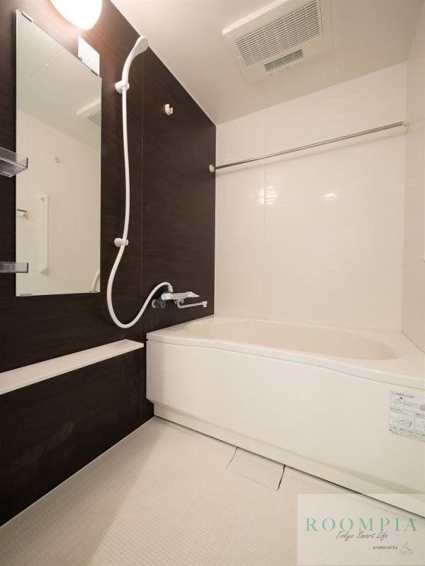 バス・シャワールーム　バス