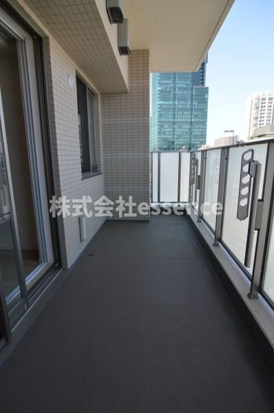 バルコニー　弊社ではオンライン対応・現地対応可能です♪