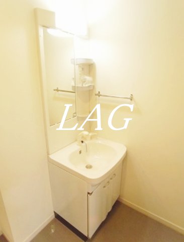洗面設備　洗面台です。
