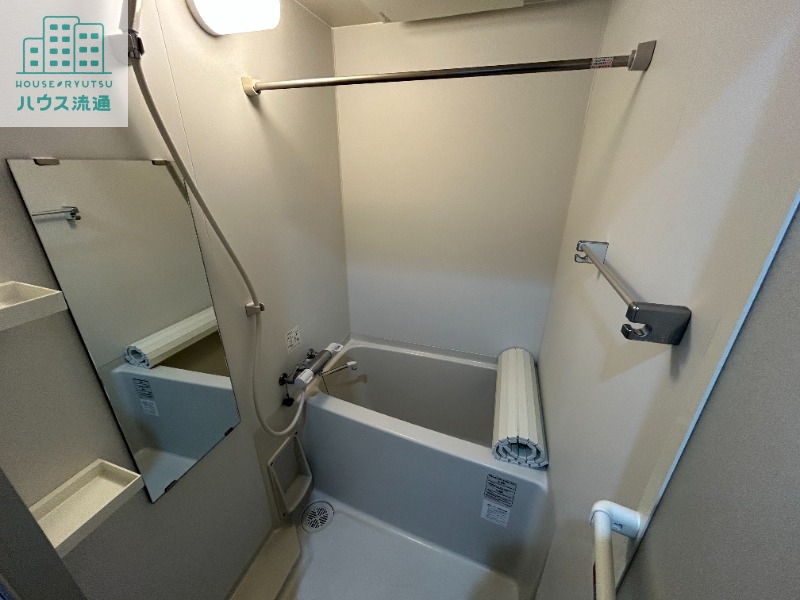 バス・シャワールーム　※同タイプ別号室写真