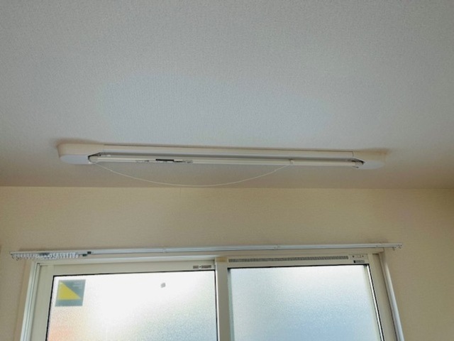 その他　１０１号室室内物干