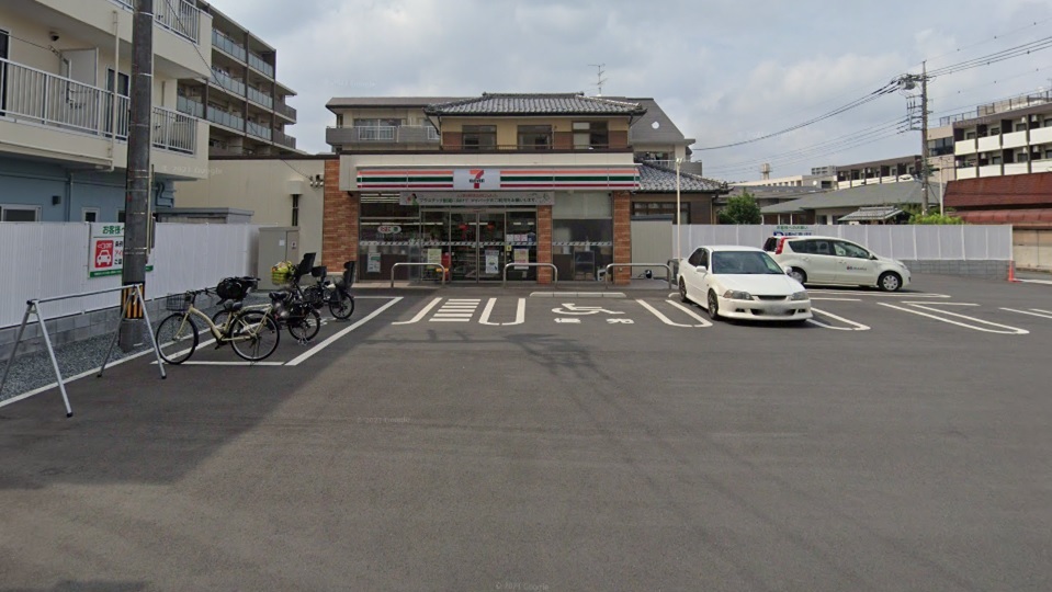 コンビニ　セブンイレブン浦和別所沼通り店（コンビニ）まで198m