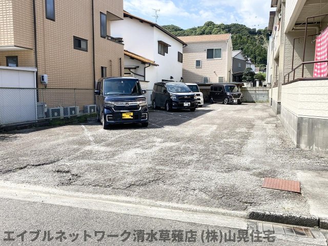 駐車場　駐車場があります