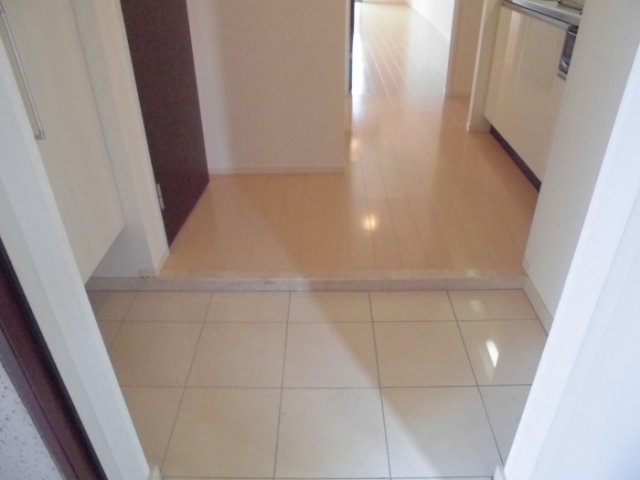 玄関　他部屋参考写真