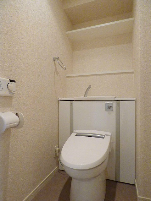 トイレ　ウォシュレット