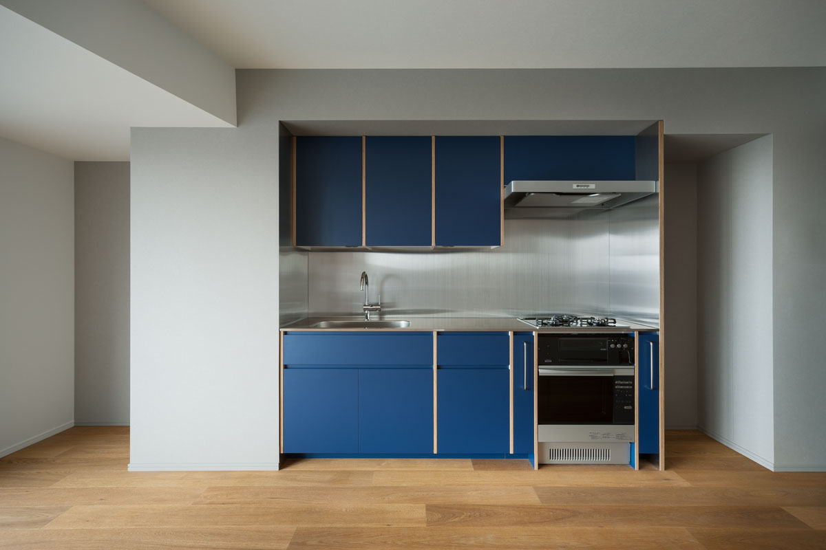 キッチン　壁紙等一部変更になっている可能性がございます。