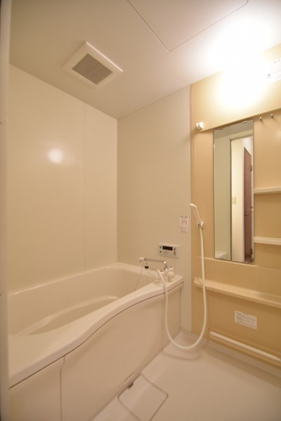 バス・シャワールーム　追焚給湯付