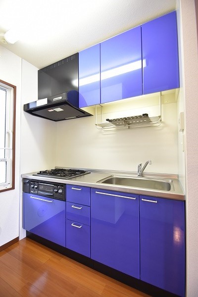 キッチン　３口ガスコンロ