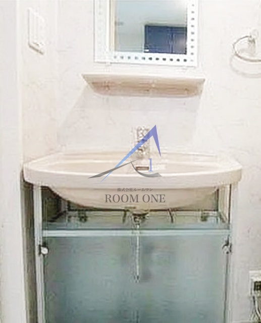 洗面設備　洗面台です。