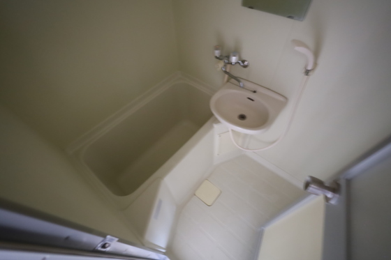 バス・シャワールーム　※別部屋の写真です