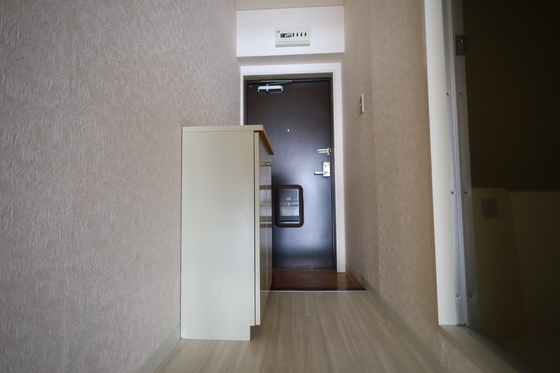 玄関　※別部屋の写真です