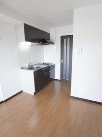 居室・リビング　プライディア幕張のダイニング２イメージ