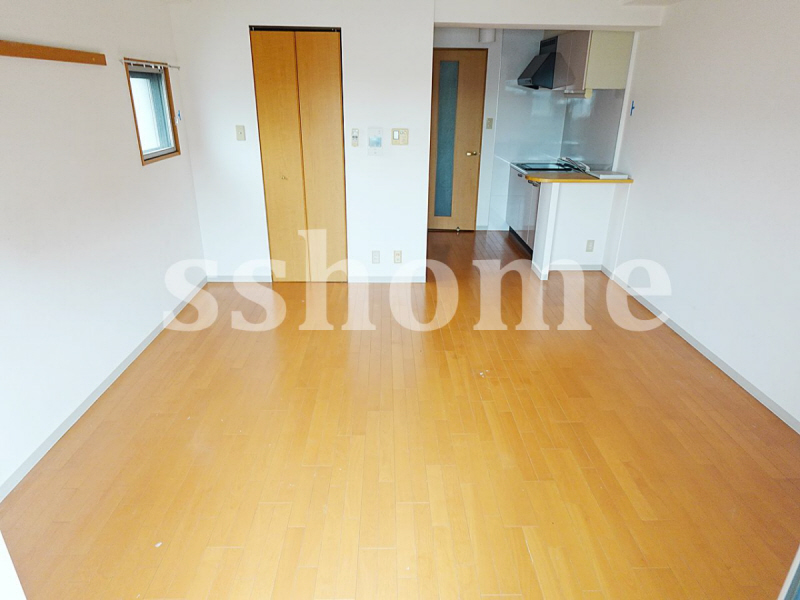 居室・リビング　きれいなお部屋です☆