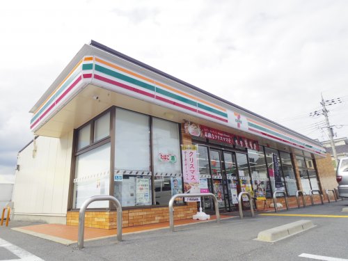 コンビニ　セブンイレブン 桜井粟殿店（コンビニ）まで485m