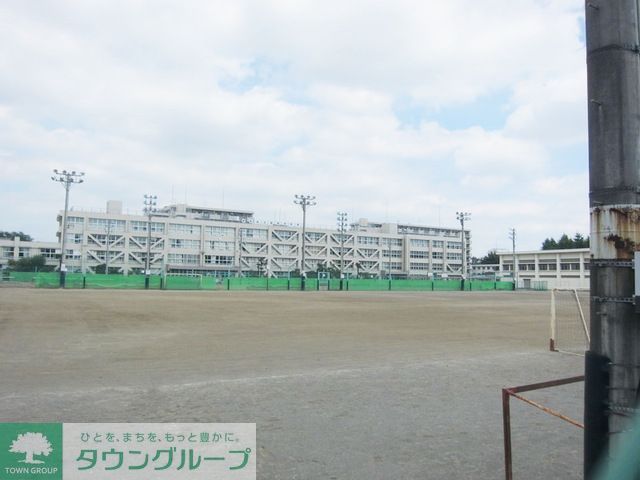 中学校　昭島市立昭和中学校（中学校）まで1050m