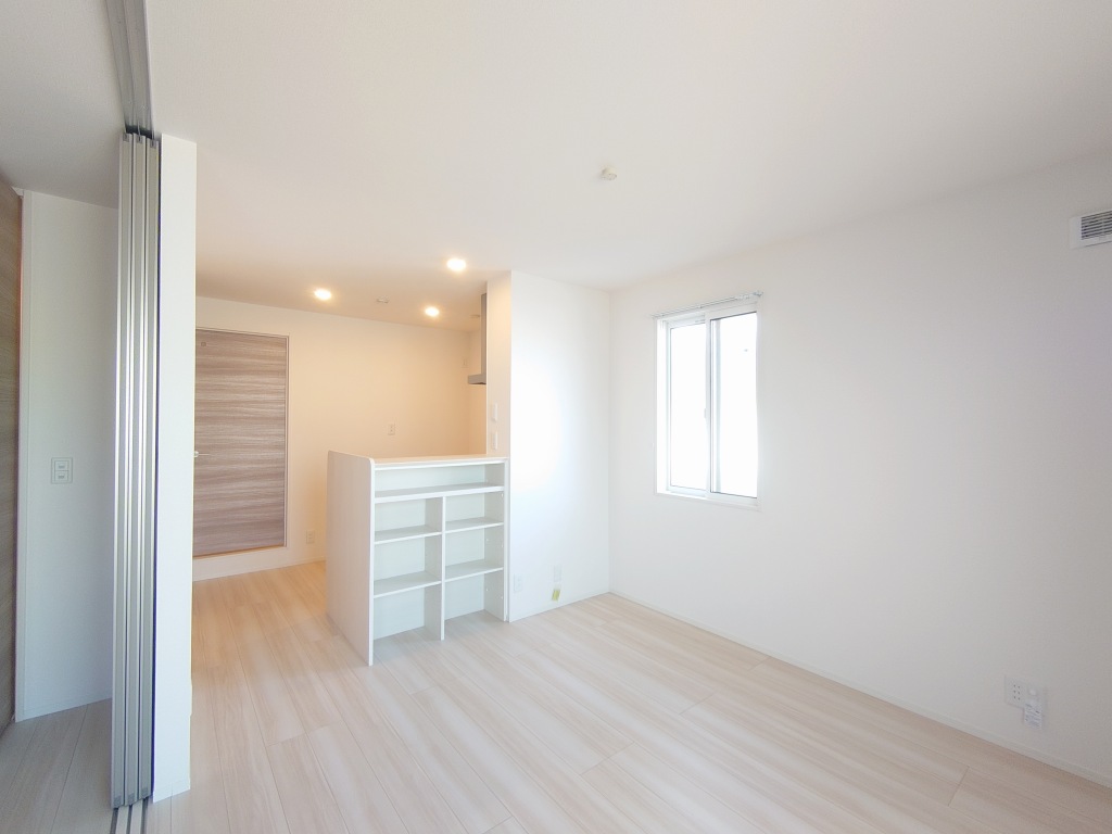 居室・リビング　※同ハウスメーカー、同時期施工の新築写真です。