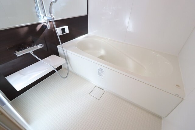 バス・シャワールーム　浴室