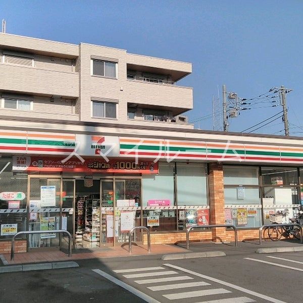 コンビニ　セブンイレブン横浜鶴見駅西店（コンビニ）まで120m