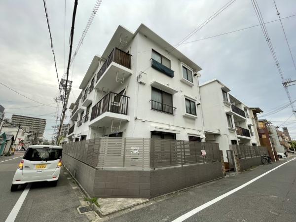 建物外観　外観もまだまだ綺麗
