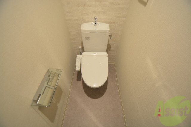 トイレ　ウォシュレット付の綺麗なトイレです。