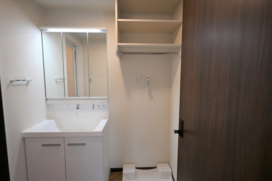 洗面設備　※別部屋の写真です