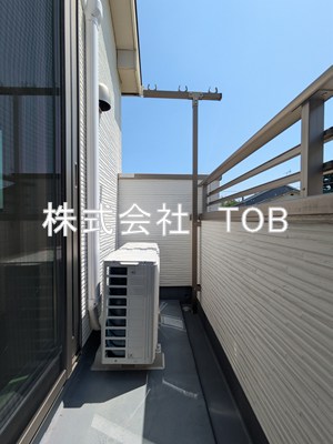 バルコニー　2F洋室6帖　東側　バルコニー