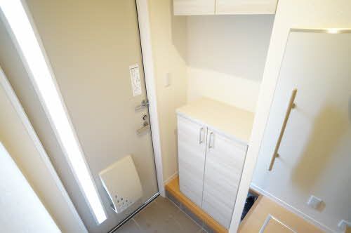玄関　下駄箱