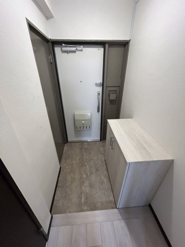 玄関　明るい玄関です