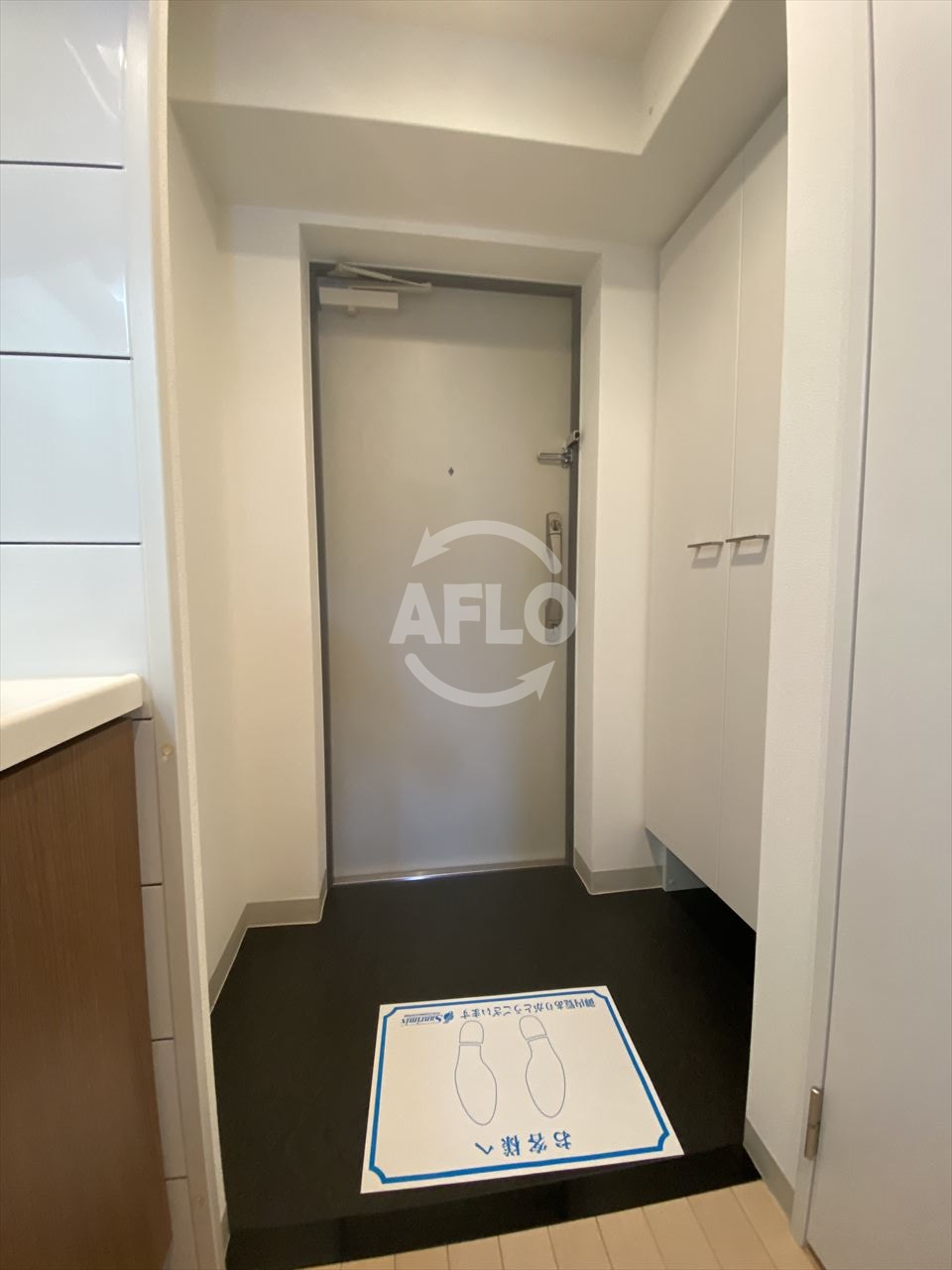 玄関　アーデン谷町　玄関