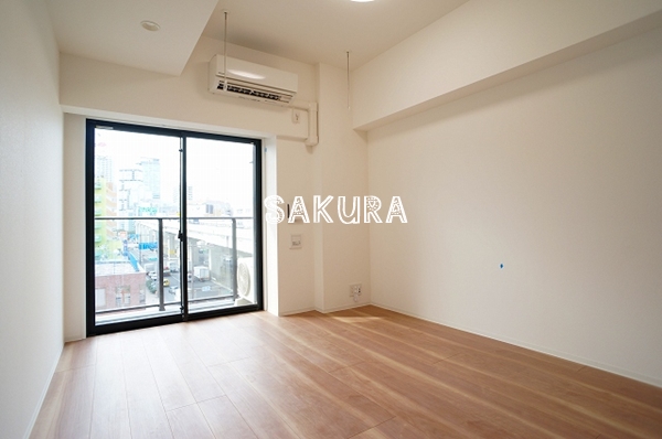 居室・リビング　開放感のあるゆったりとしたお部屋です♪