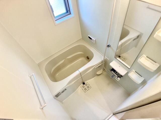 バス・シャワールーム　写真は別の部屋のものです。